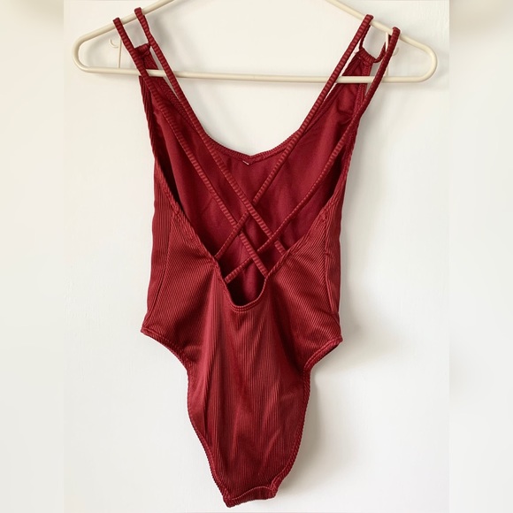 Fashion Swimsuit - Picture 3 of 4